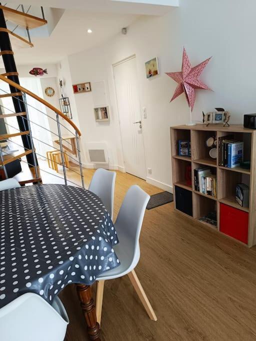 Chez Louisette Centre Ville Et Plages A Pied! Concarneau Zewnętrze zdjęcie